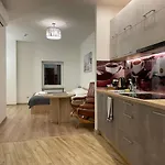 Апартаменты Grodowa 2 *