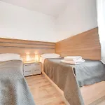 Grodowa 2 *