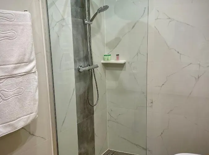 Grodowa 2 דירה *